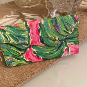 Lilly Pulitzer sunglasses case